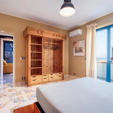 Aparthotel Atelier Sul Mare D'autore *